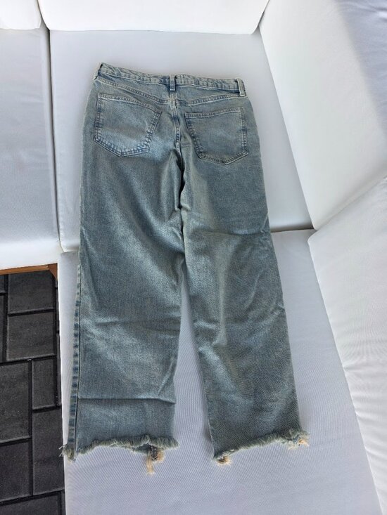 Universal Thread Women's Button Fly - Picture 5 of 5